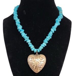 NWT ⚜️🩵⚜️ ATTERRI Gorgeous Turquoise Beaded Necklace with Gold Heart Pendant
